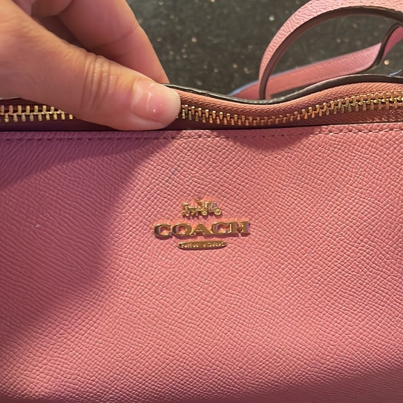 Dusty Rose Coach bag - Picture 3 of 3